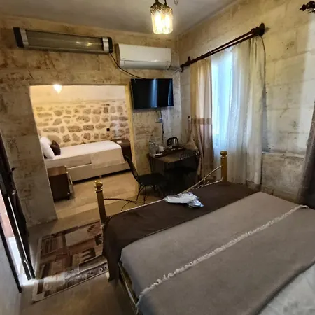 Babussor Konagi Hotel